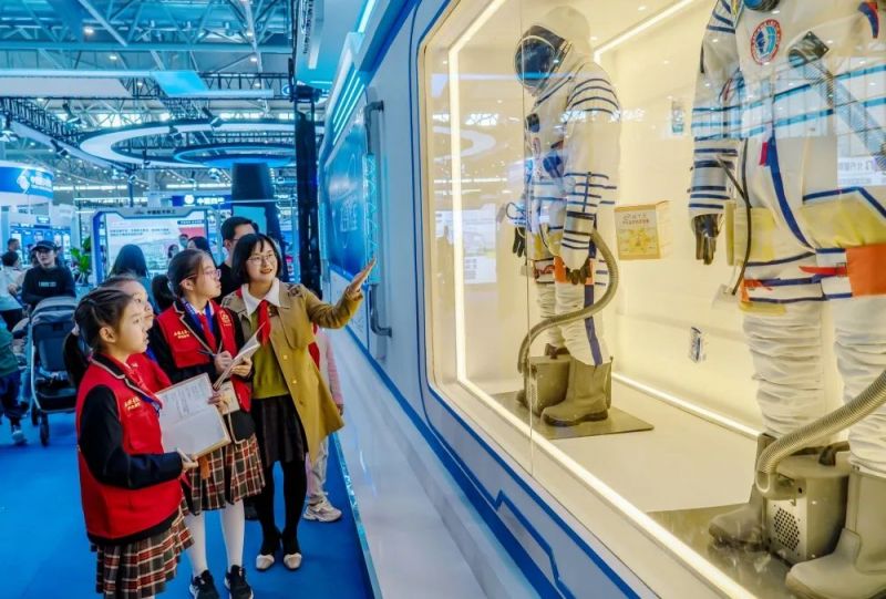 �Ї������ա����Ϸʎ�����С�@���^��