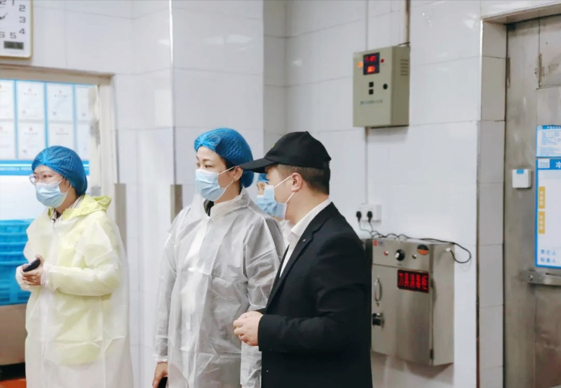 �Ϸ��Ў�������С�W�_չУ�@ʳƷ��ȫ��헙z��