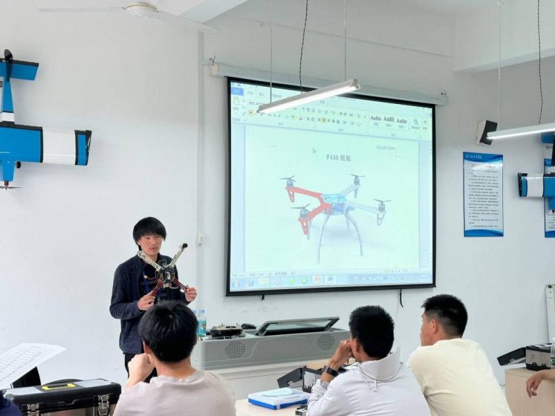 �Ϸʹ��I�WУ���ڄ��T�������̡�ϵ�л��֮�o�˙C���I��Ӗ�v��