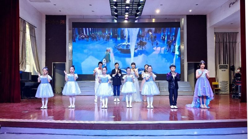 ���c�и���С�W�ث@���^�^Ӣ�Z��Ȥ��������ِ��܊