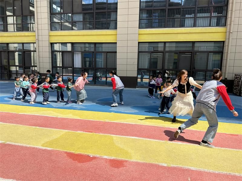 �����M(j��n)�n�� �y�ֹ����L(zh��ng)�����Ϸ��д������׃��@�_(k��i)չ�����M(j��n)�n�û��(d��ng)