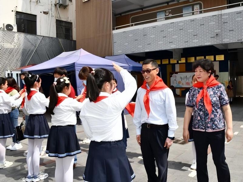 �Ϸ����P��ίһ�е�����·����С�W�_չ��һο��