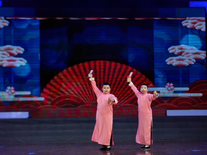 ����С�W�@�ð��c�С���һ���ك���ˇ�{��һ�Ȫ�