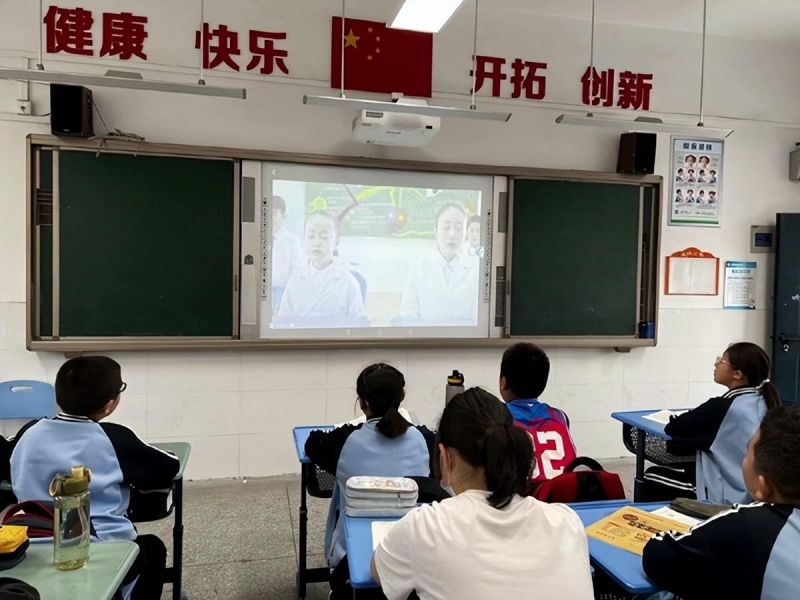 �Ϸ�������С�W(xu��)����ҕ�۱��� �P(gu��n)ע�ձ���۽���