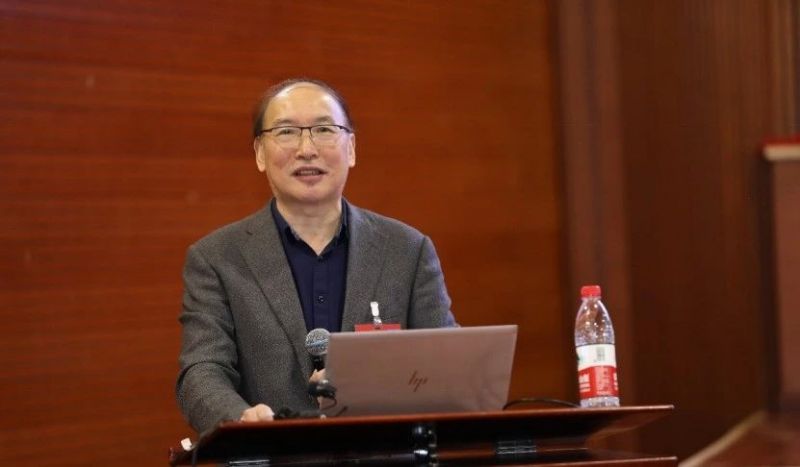 �ΌW(xu��)�����˄�(d��ng)�n�ý̌W(xu��)׃��֧�c(di��n)�ǡ��̌W(xu��)��˼����������B(y��ng)�̎��Ľ̌W(xu��)��˼������