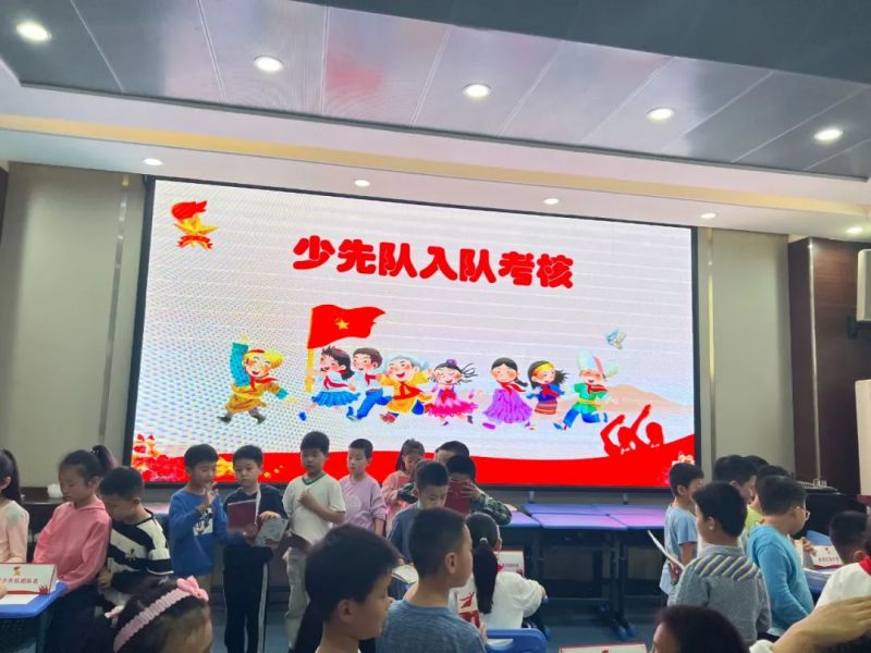 �Ϸ������b��С�W�������F������꠿��˻��