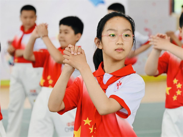 �Ϸ��а��c·����С�W(xu��)�`ϪУ�^(q��)�������(y��ng)���\(y��n)��(d��ng) �`�������L(f��ng)��