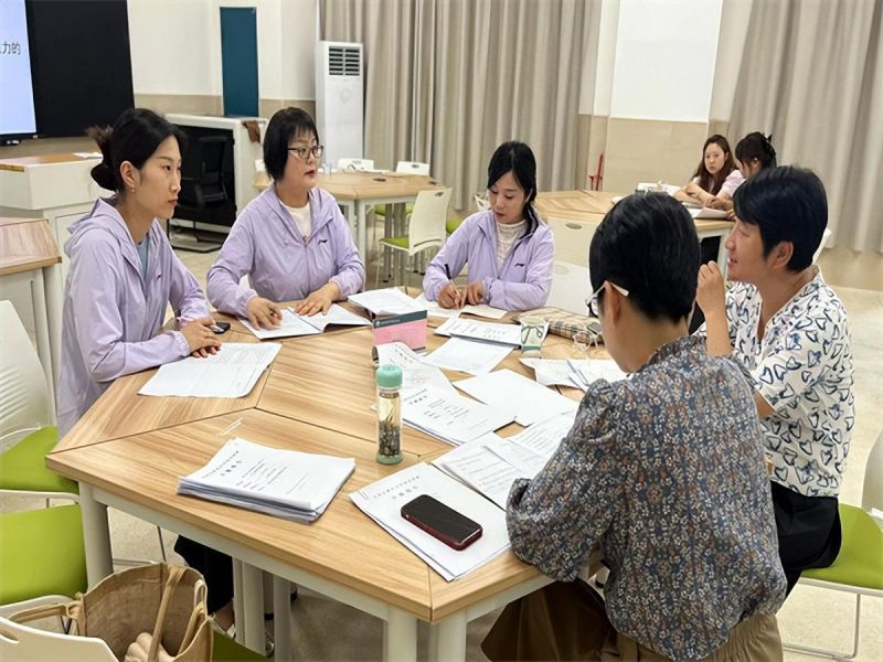 �Ϸ����p�׽������F���Ƿֈ@���_�}Փ�C��˼· �������I������