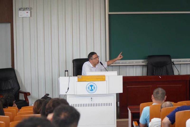 �Ϸʹ��I�WУ��Ϣ�W���_չ21���̸߿����L�n��