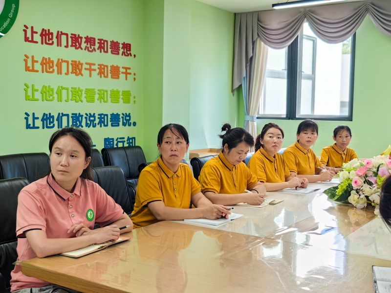 �Ϸ��а��c·�׃��@�������F����֮��ֈ@�e��ʳ�ñ����T������Ӗ