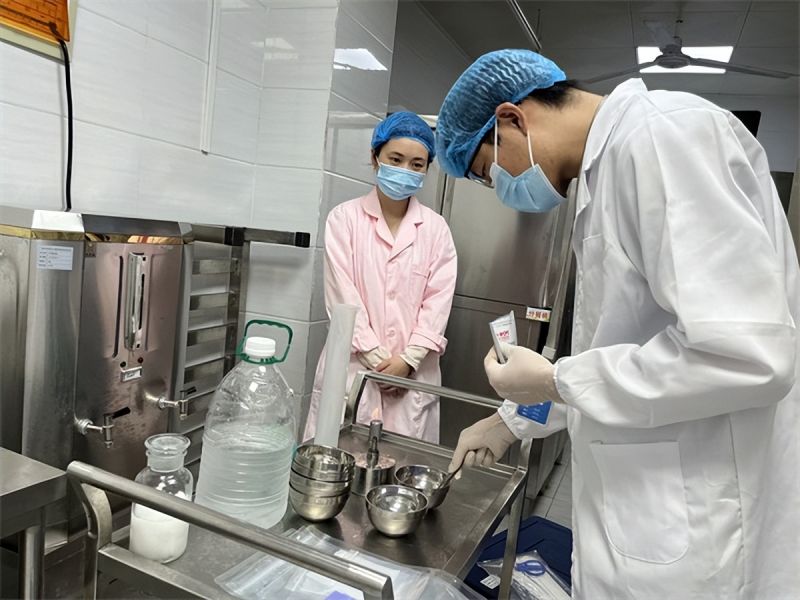 �Ϸ����p���׃��@�������F���Ƿֈ@ӭ��ʳƷ��ȫ��әz�