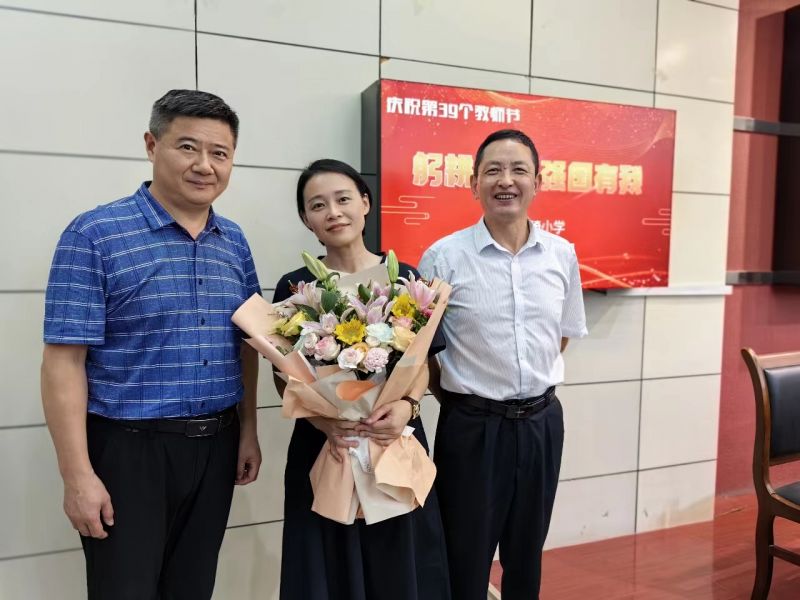 �����̉�   ��(qi��ng)��(gu��)���� �������c�и���С�W(xu��)�cף��39��(g��)�̎���(ji��)���(d��ng)