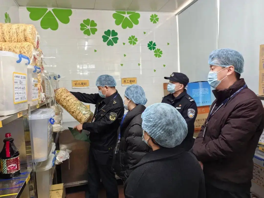 �Ĳ��T�����Ų�У�@ʳƷ��ȫ�L�U�[��