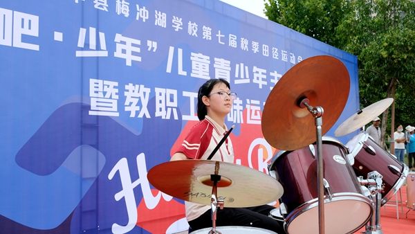 �L�S�h÷�_���WУ���\��չ�L�� �����c���c