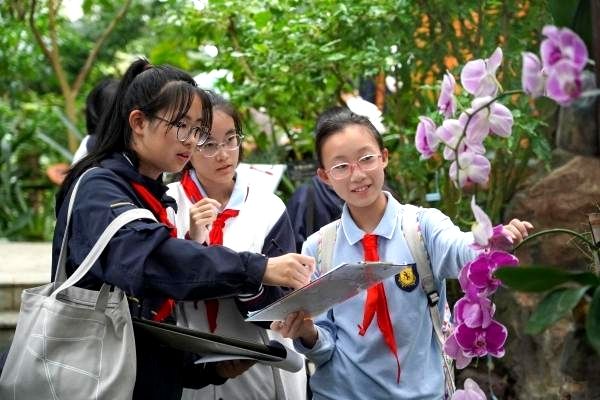 ���Р��ָ�У��ֲ��@����ȫ�¿ƌW(xu��)�����n