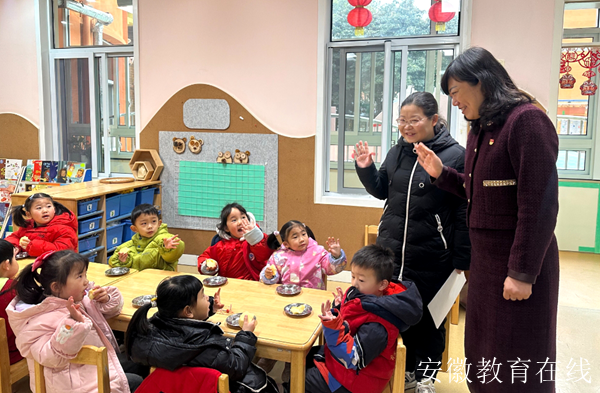 �Ϸ����p���׃��@�������F(tu��n)���@ӭ��2025�괺���_�W(xu��)��������(d��o)�z��