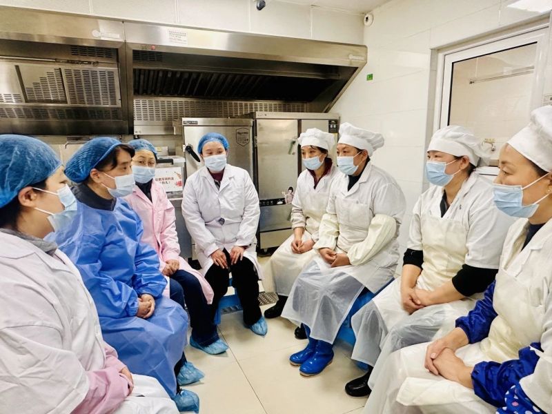 �Ϸ��а��׽������F������ʳƷ��ȫ���������o�׃��������L