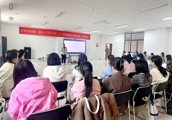 �Ϸ��а��׽������F���Ӱ���ʡ�����䡰�����˲����BӋ����