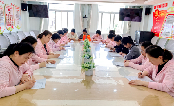 �Ϸ��а��c·�׃��@�����������ճ�����ֲ���L����