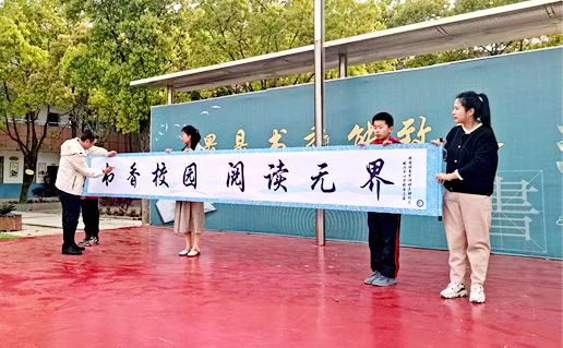 ������ČWУ�e�е�����У�@�x�������Ӄxʽ