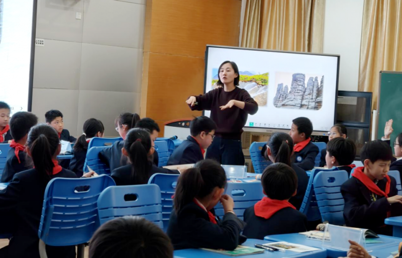 ���Ӆ^С�W�ƌW���|�n��ِ�ںϷʎ�������С�����e��