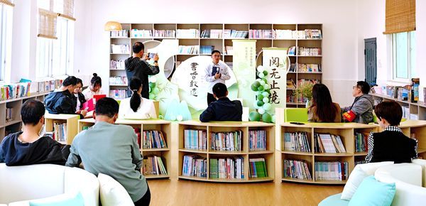 ʮ�����ČWУ�e���x�������}ɳ��