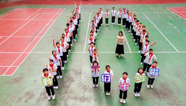 ʮ�������� ���ŝ���ѿ�������c·����С�W�e�kʮ�q���L�Y���