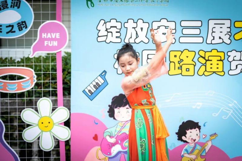 ���c·����С�W���n�g׃���_��������·�ݡ��˷�У�c