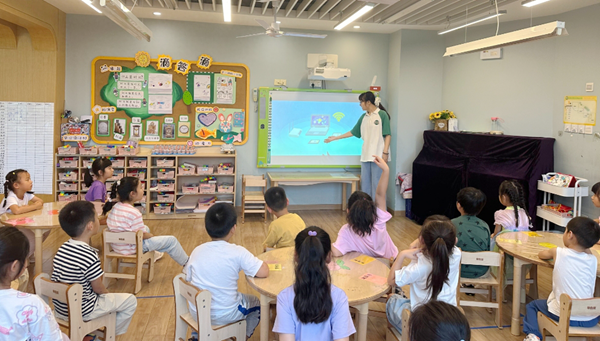 �Ϸ��а��c·�׃��@����֮��ֈ@�����η��p���������o(h��)У�@ƽ��