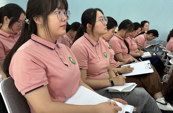 �Ϸ��а��׽������F2025�����ڽ̌W@����Ӗ����_չ