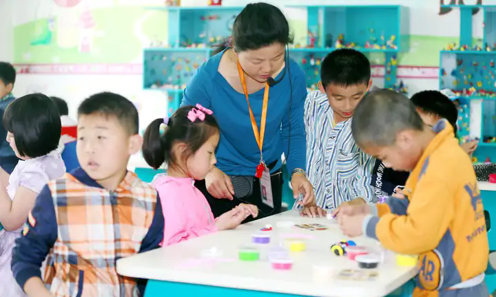 ��ī�������֡����ڣ��R������С�W�ĺ��ӣ����˾��֣��W��ƴ���Ӝp����߀��Ҫ��ǰ��ʲô�ʂ䣿