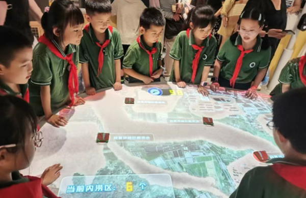 �Ϸ��а��c·����С�W(xu��)�������ƌW(xu��)�N�� �w�(y��n)�I(y��)����