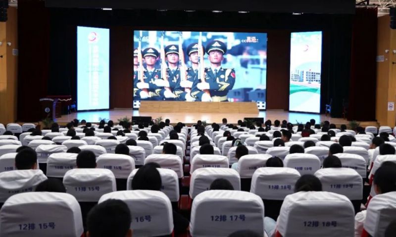 �Ϸʎ�����С�L�S��У�M�������^������������醱�