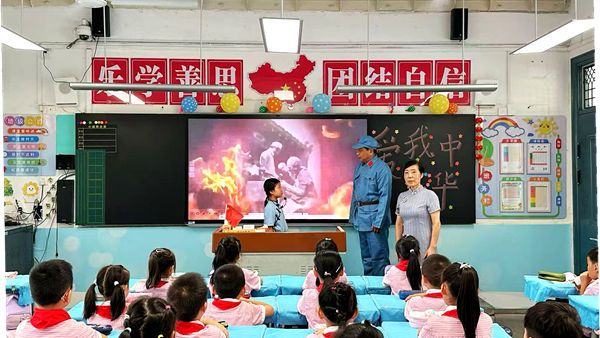 ����С�W¡���e�мo���Ї������Ց𠎄���80����ϵ�л��