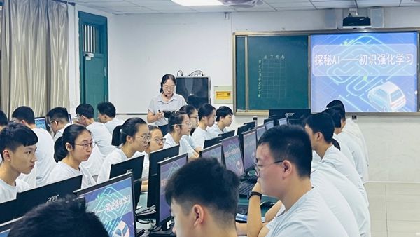 �~�꣺AI�n�þ������� �x�ܽ̌W(xu��)���й��M(j��n)