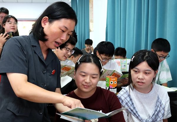 ʯ����У��_�W(xu��)��һ�n ���������L(zh��ng)