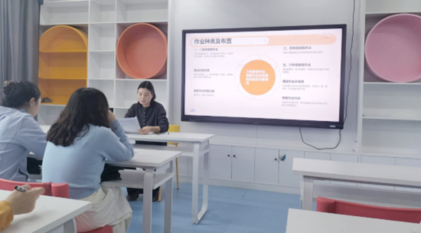 �Ϸʎ�����С�������F�L�S��У�e�С����I�����c���ġ����}���л��