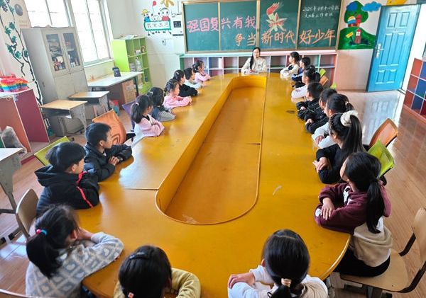 ʮ�����ČWУ��һ�ô��ί��푡����Y̖����Ҏ�����{�D