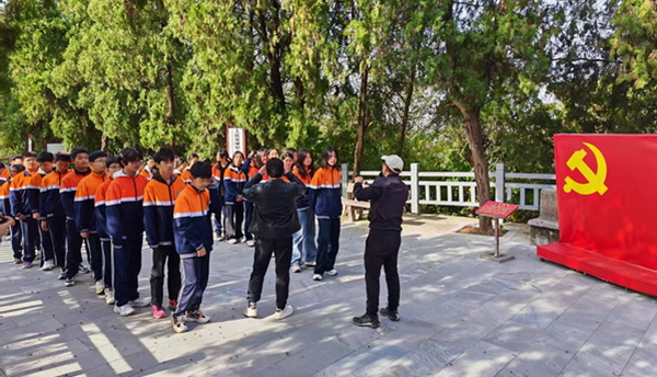 ʏ���л������ЌW(xu��)���꼉�W(xu��)���_չ�����(sh��)�`��Ӗ(x��n)���