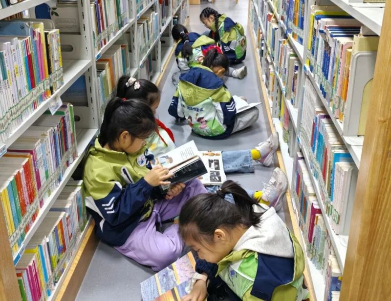 ����ԷС�W���xС�x��̽�ذ��Ӆ^�D���^