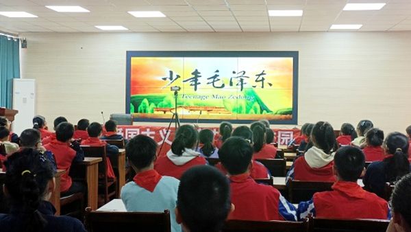 �A��·��һС�W�e�Аۇ����x�Ӱ�^Ӱ���