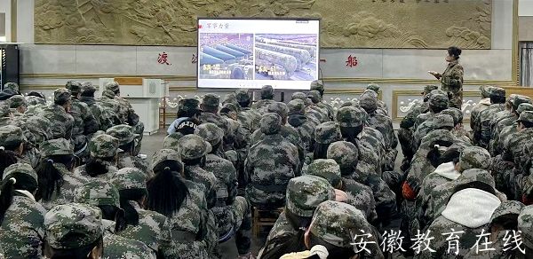 ʏ���Ї��������WУ�ɹ��e�k�м���С�W����˼���n�����`�̌W���ؽ��л��