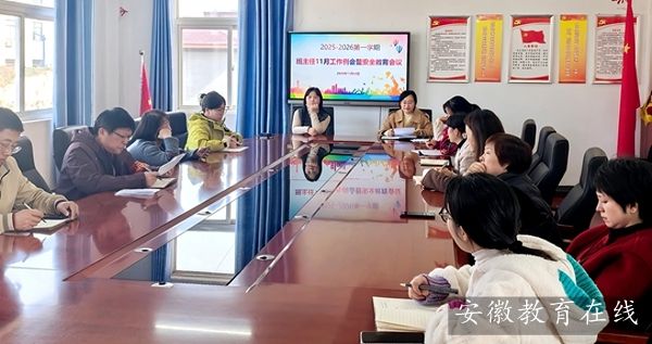 ʮ�����ČWУ���ԡ���������������У�@���˷���