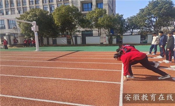 AI�ǻ۲و��x���w��������������������д����w���ںϵġ����ИӰ塱