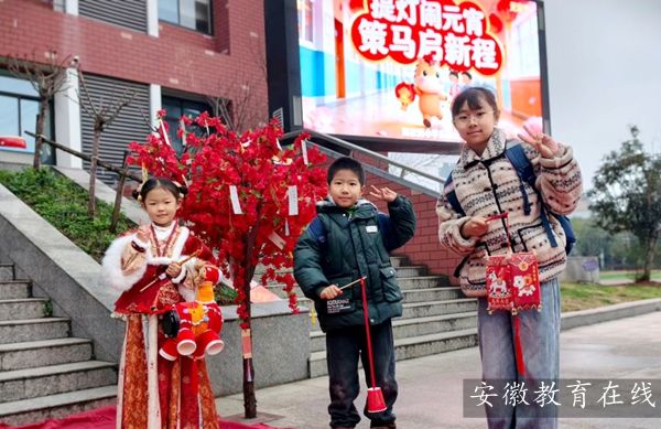 �~���н�17�f��С�WУ���׃��@�W��ϲӭ�W��